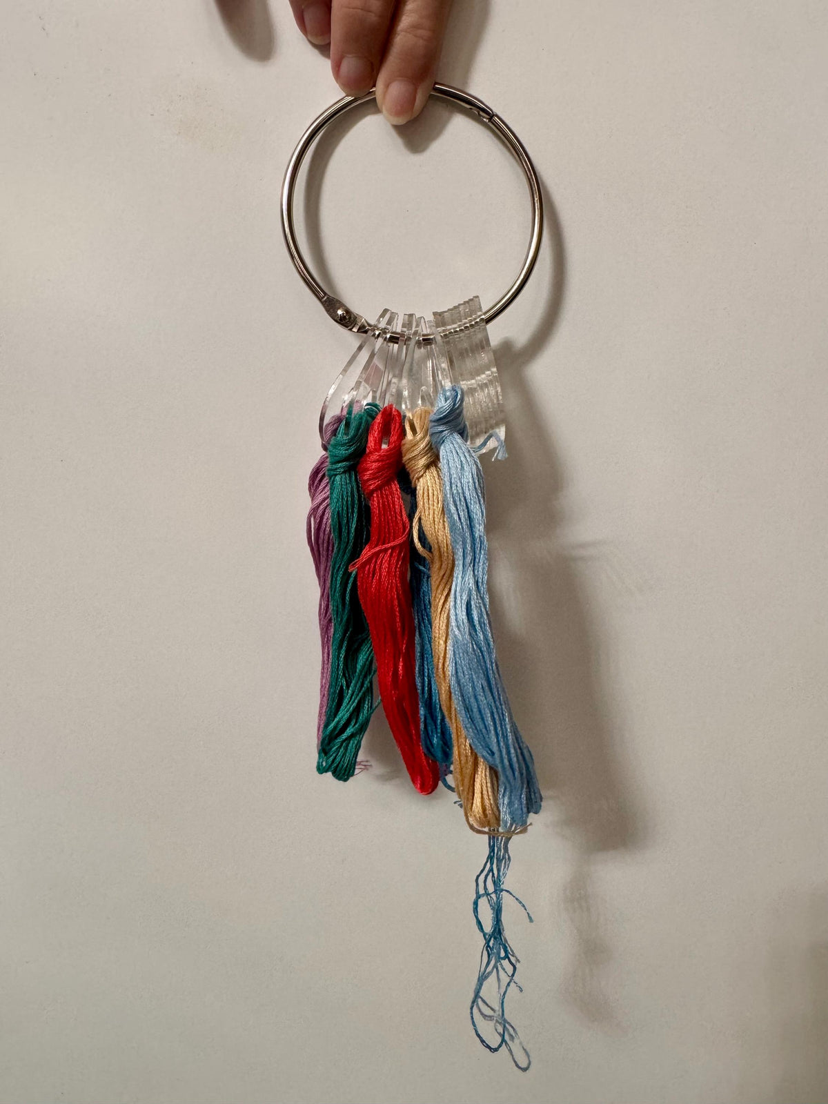 Clear Acrylic Teardrop Floss Drops: Embroidery Thread Organizer