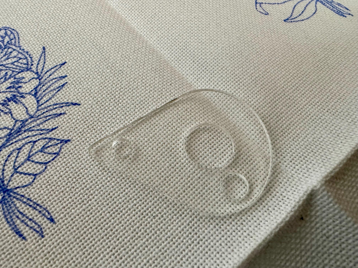 Clear Acrylic Teardrop Floss Drops: Embroidery Thread Organizer